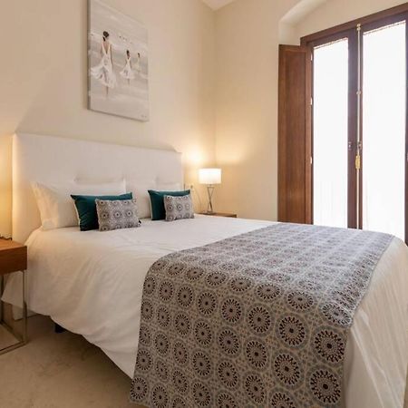 Lumbreras Deluxe Suite by Valcambre Sevilla Exterior foto